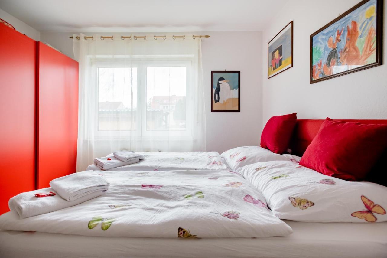 Ruhige Zimmer im Grünen Berlín Exterior foto
